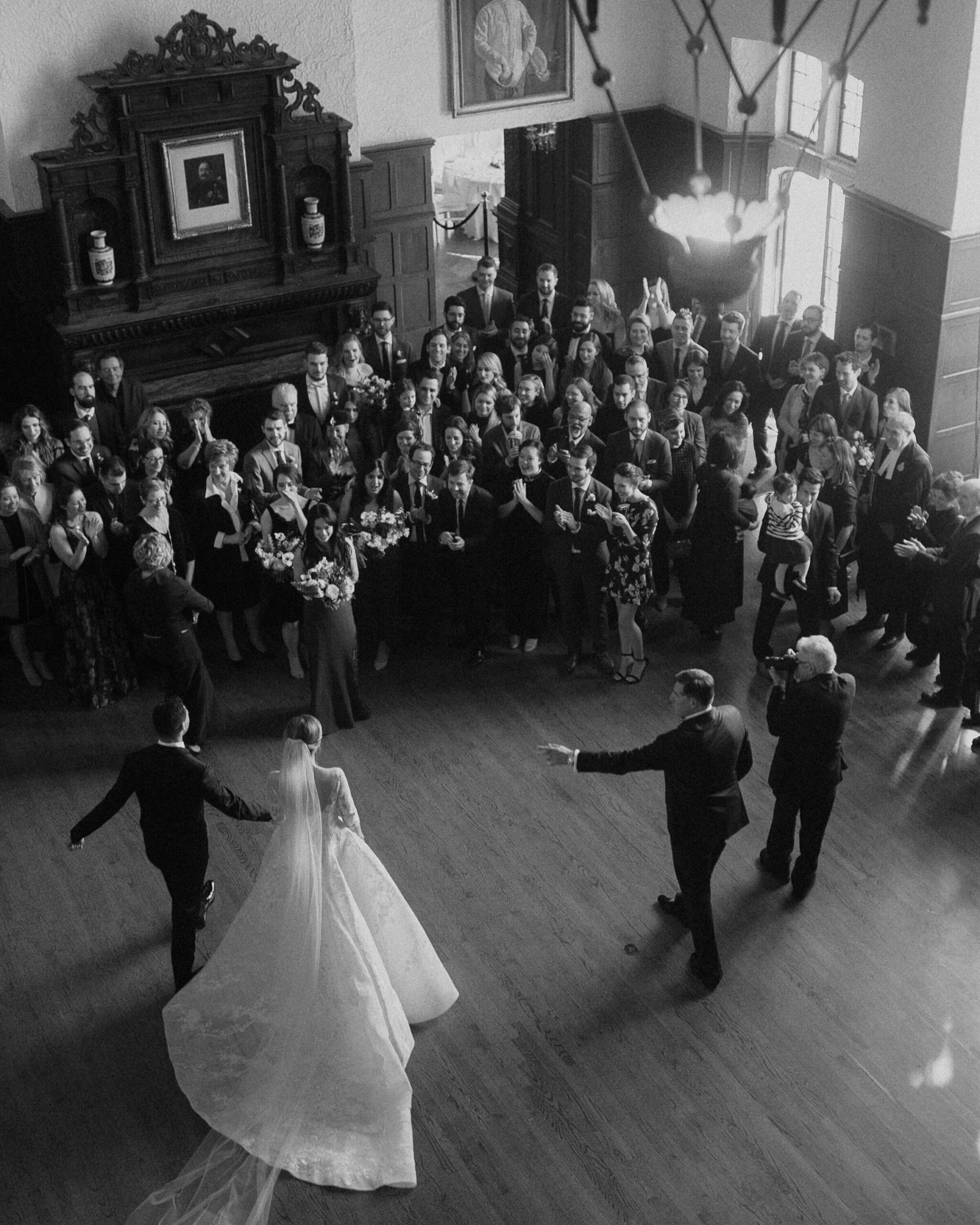 photographer in toronto decorative-image